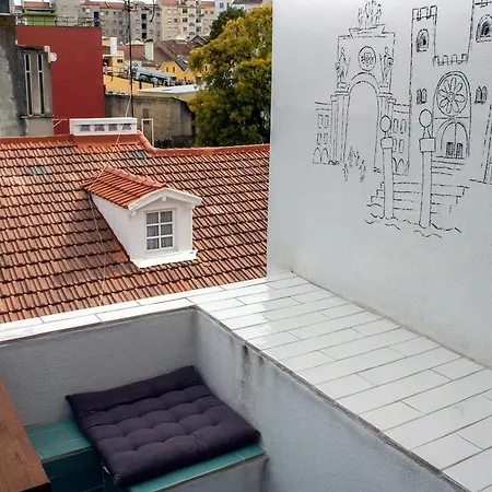 Red Palace Apartment